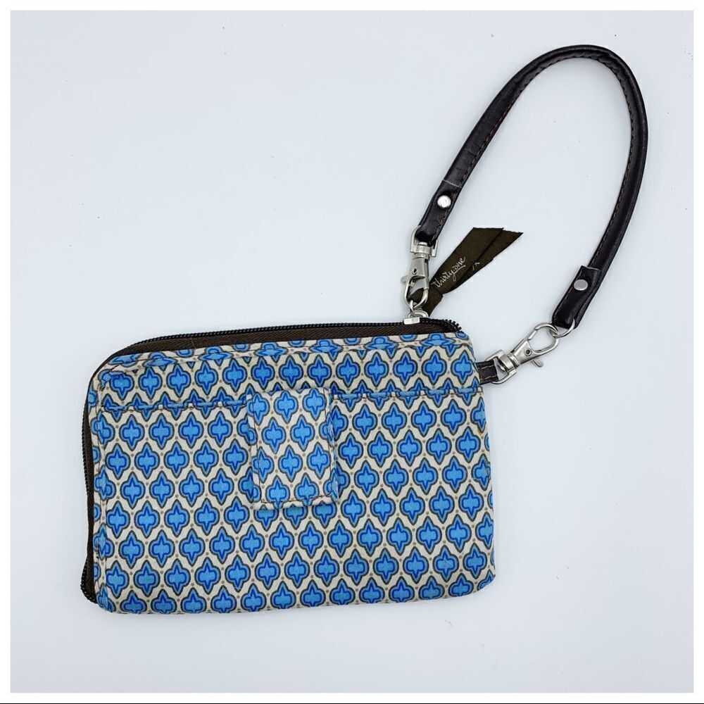 Thirty One Cotton Blue Medallion Wristlet Wallet‎